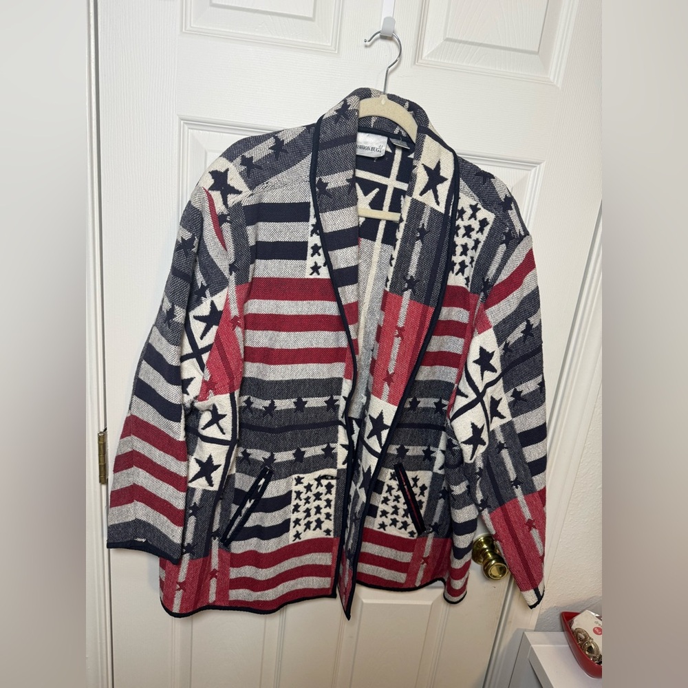 Vintage Fashion Bug Navy and Cream Star Pattern Cardigan